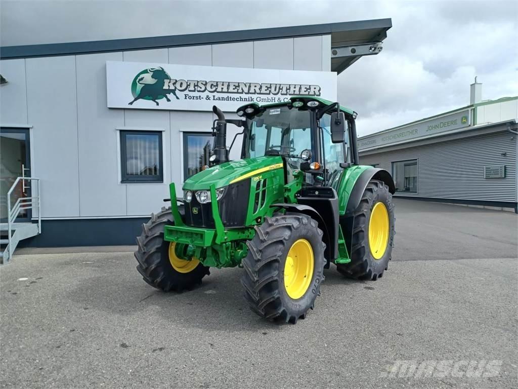 John Deere 6110M Tractoare