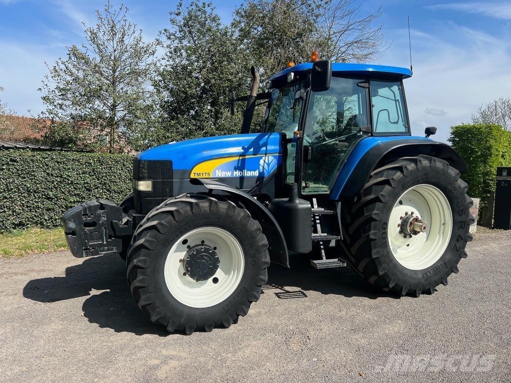 New Holland TM 175 Tractoare