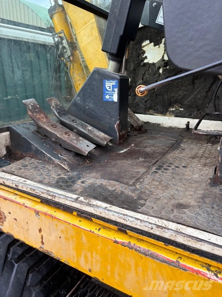 Schaeff HML31 Excavatoare cu roti
