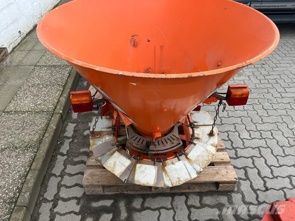 Amazone E+S 301 Dispersare nisip si sare