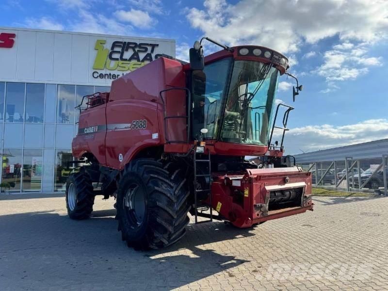Case IH AF 5088 Combine de secerat