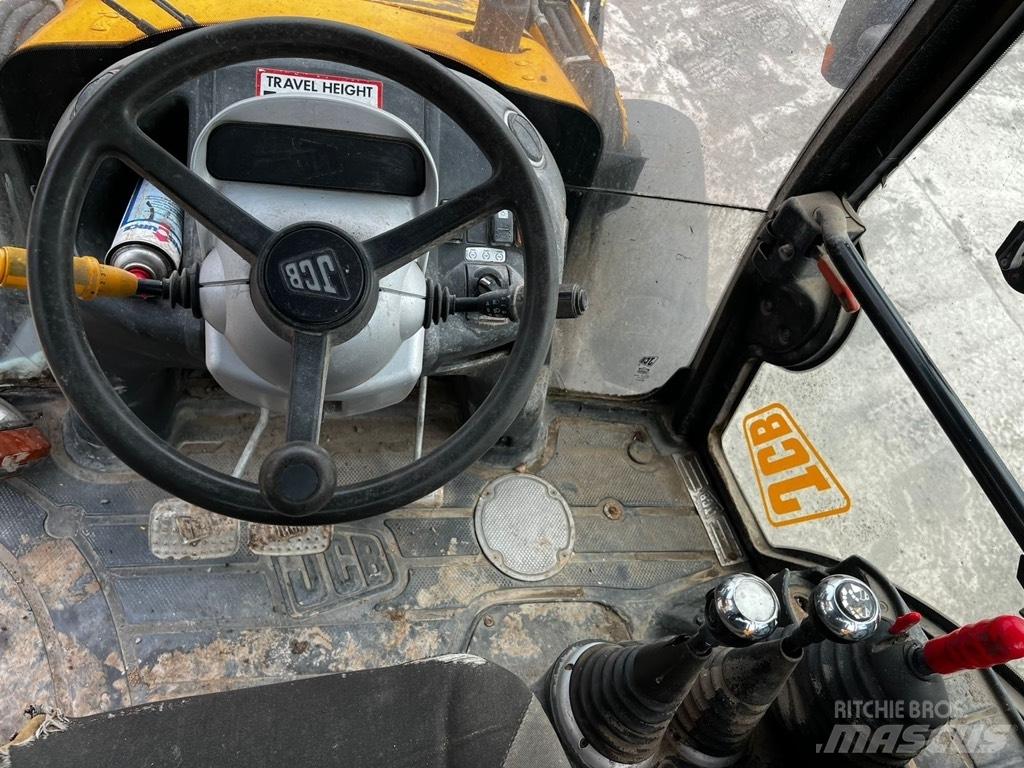 JCB 3 CX Contractor Excavatoare cu roti
