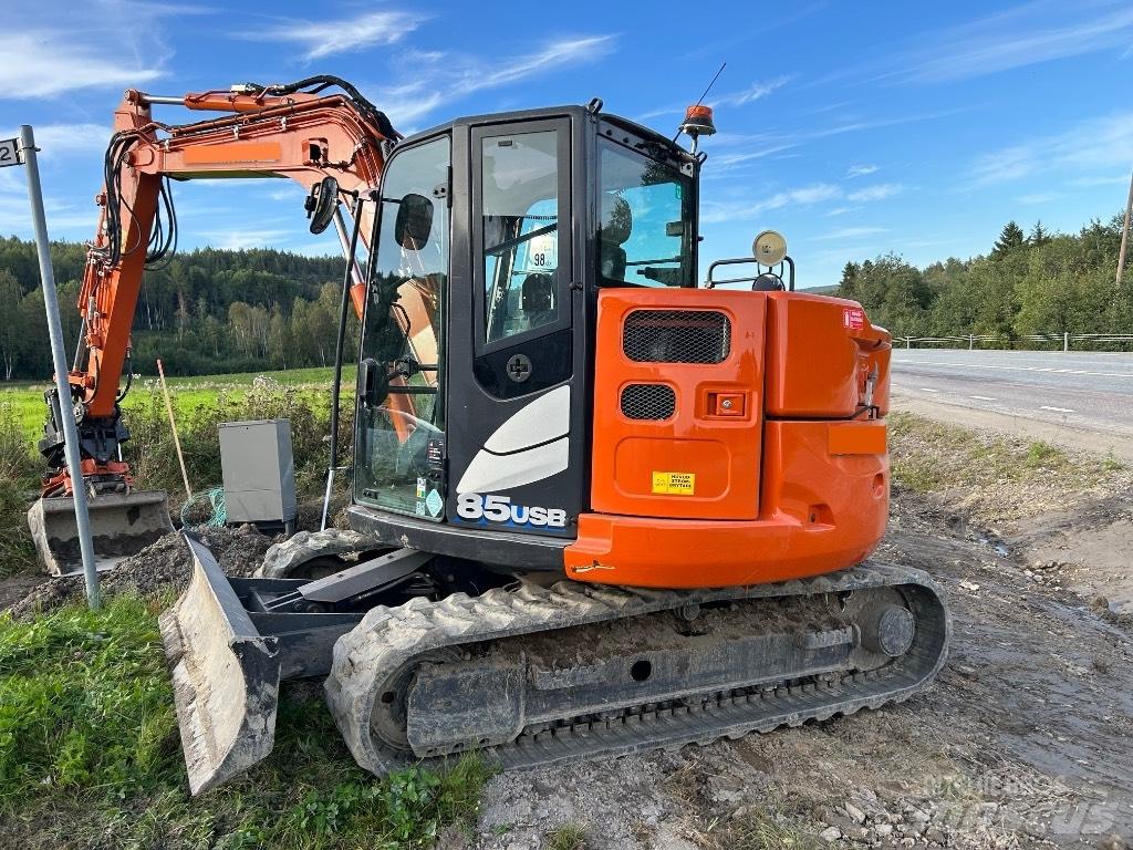 Hitachi ZX 85 US B-6 Excavatoare 7t - 12t