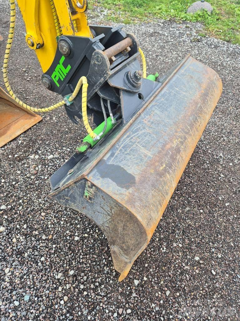 Komatsu PC80MR-5 Excavatoare 7t - 12t