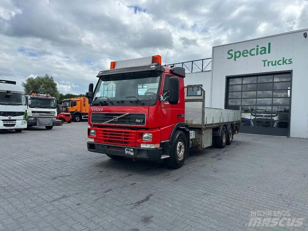 Volvo FM 7.310 6x2 Camioane platforma/prelata