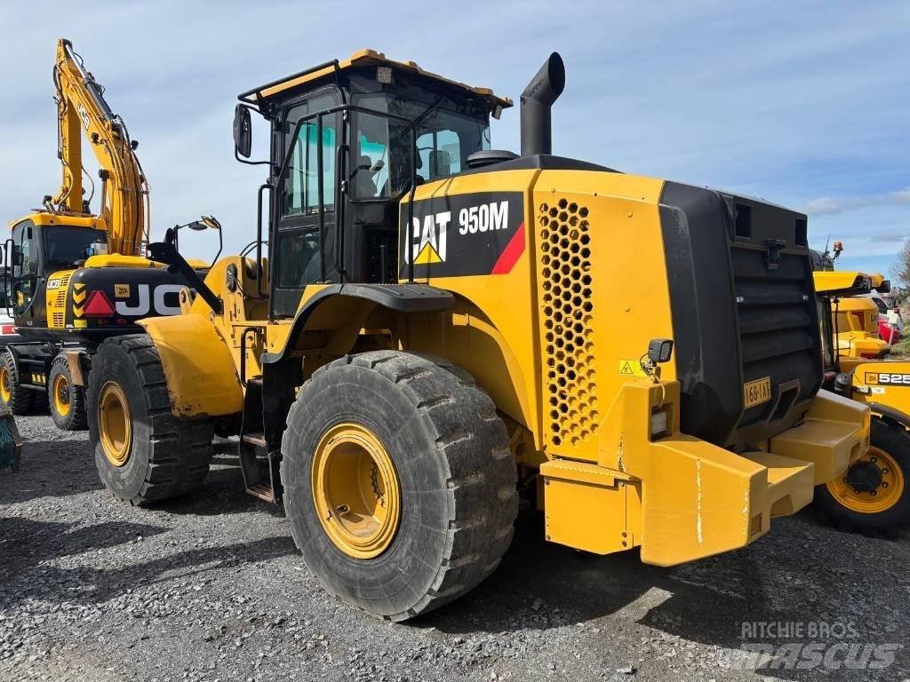 CAT 950M Incarcator pe pneuri