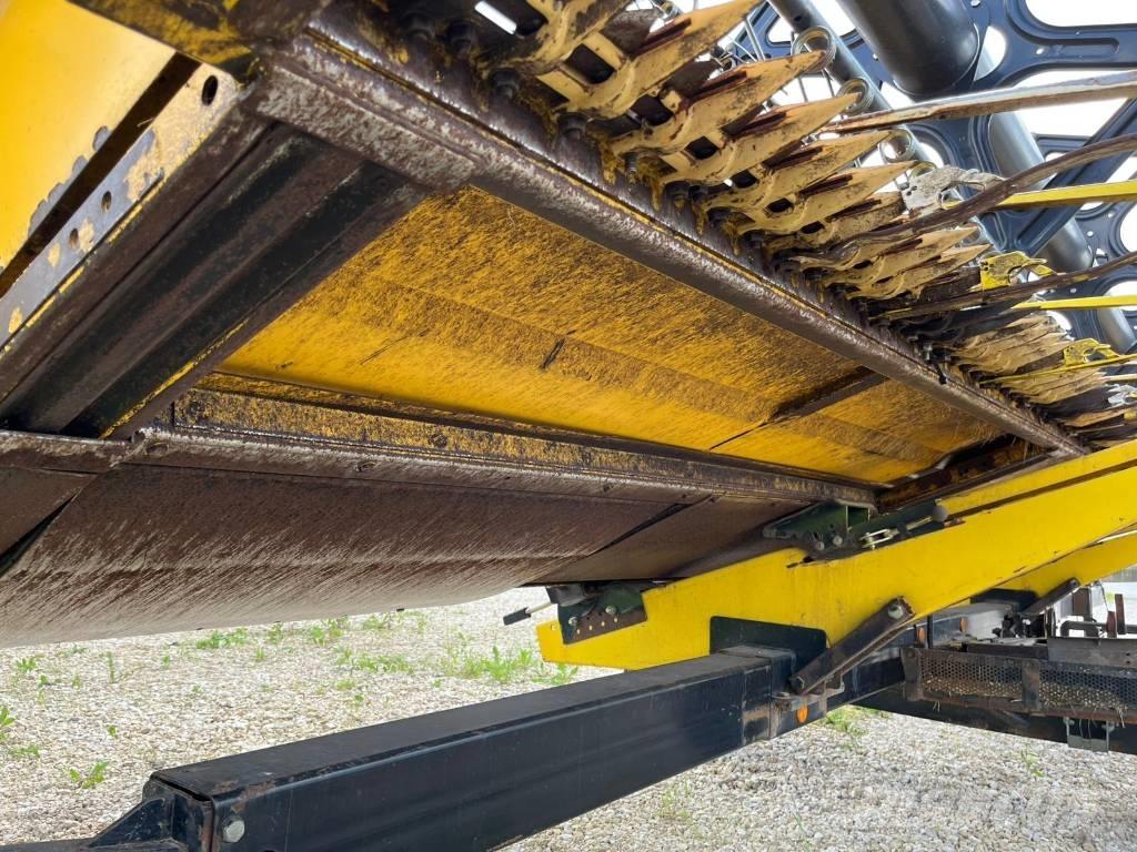 New Holland CX 860 Combine de secerat