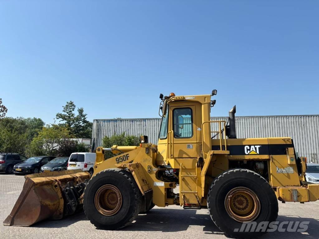 CAT 950 F Incarcator pe pneuri