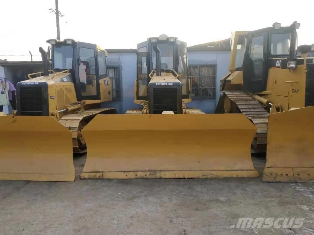 CAT D5M Buldozere pe senile