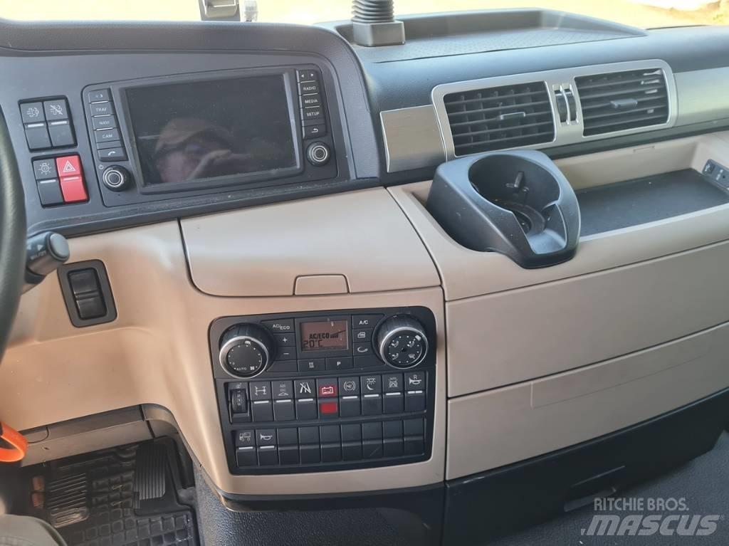 MAN TGS 18.360 / 6.1m Camion cu prelata