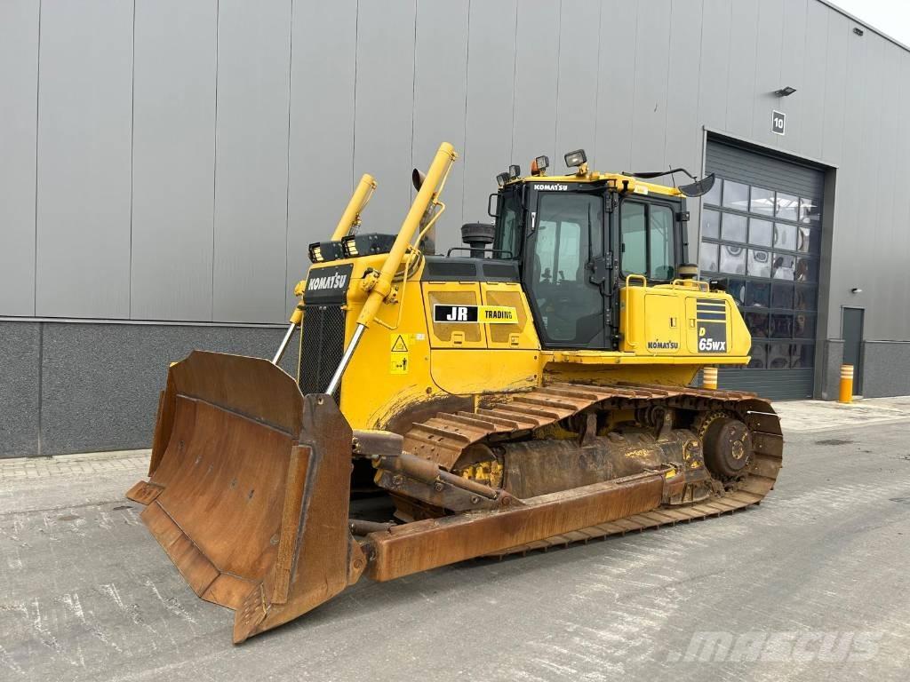Komatsu D 65 WX-18 Buldozere pe senile