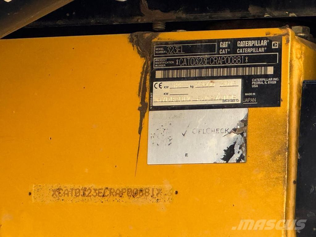 CAT 323EL Excavatoare pe șenile
