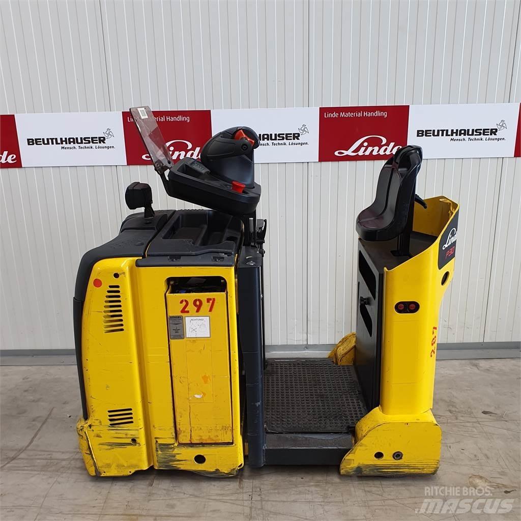 Linde P30C Camioane de tractiune