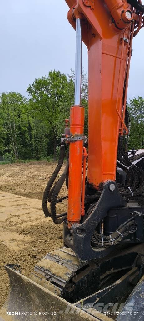 Hitachi Zaxis 85 USB Excavatoare 7t - 12t