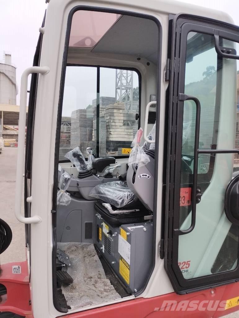 Takeuchi TB 225 Mini excavatoare < 7t