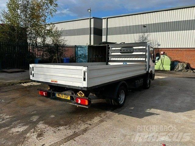 Nissan NT400 Cabstar Pick up/Platou