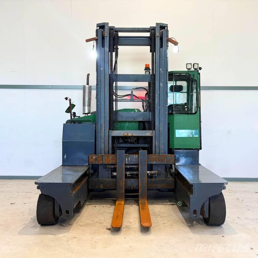 Combilift C 8000 Stivuitoare cu patru brate