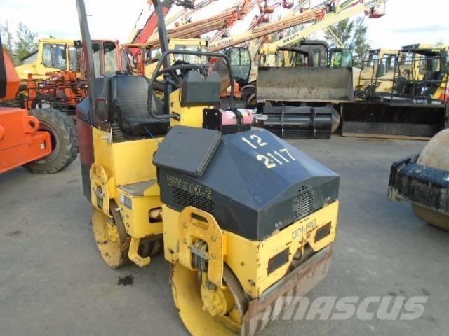 Bomag BW 900-2 Cilindri compactori dubli
