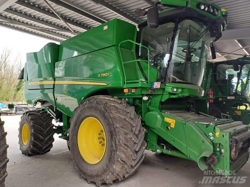 John Deere S790i Combine de secerat