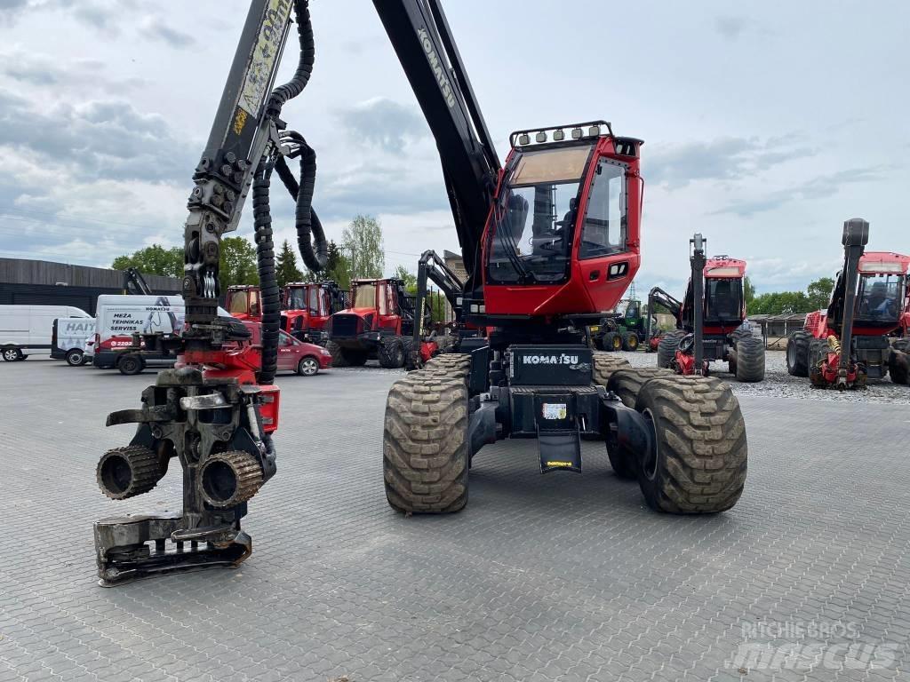 Komatsu 901 XC Combine forestiere