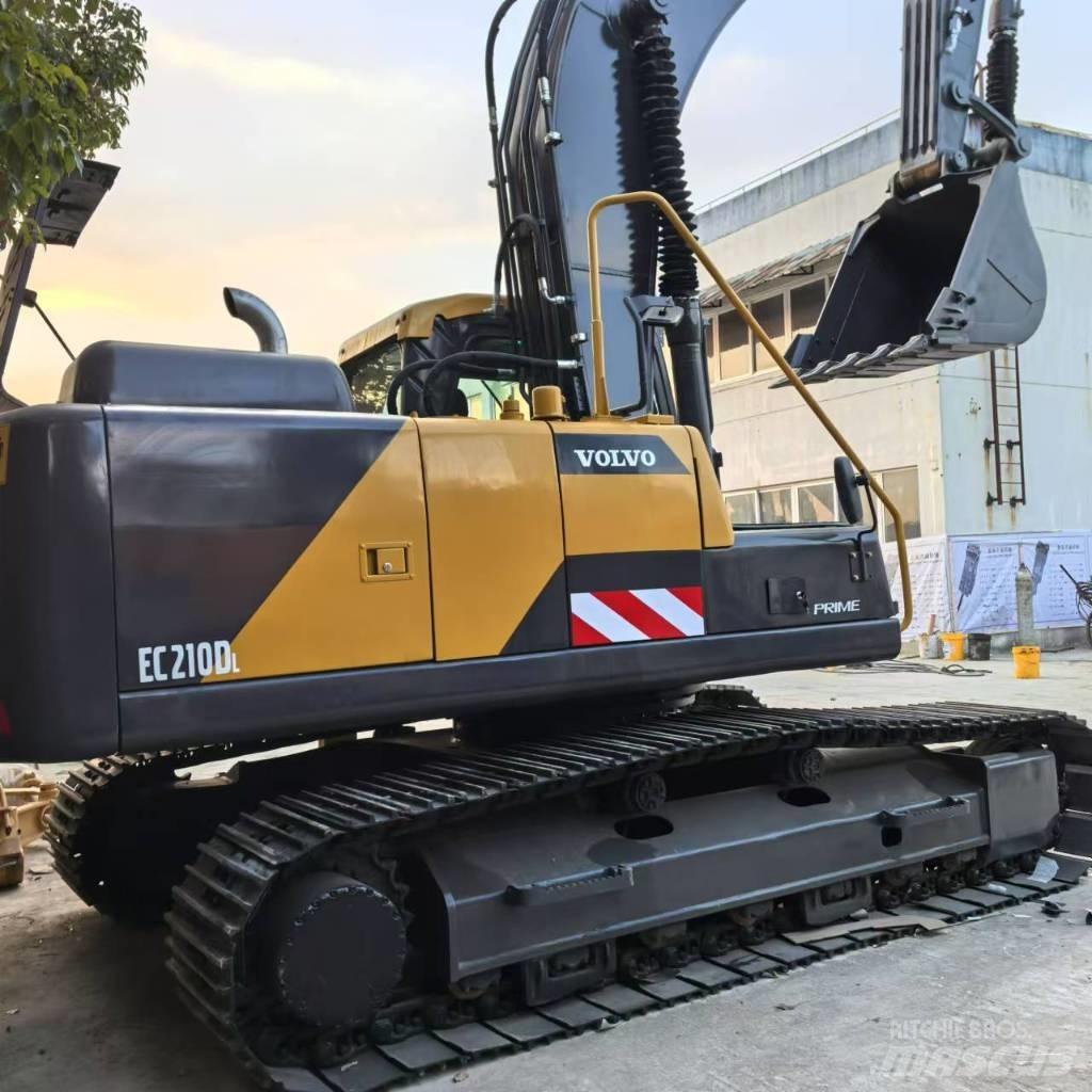 Volvo EC 210 D Excavatoare 7t - 12t