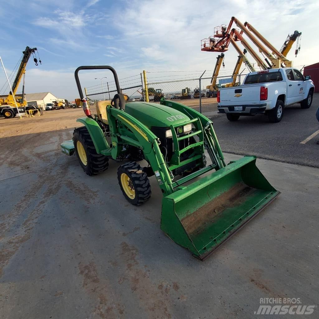 John Deere 3203 Tractoare compacte