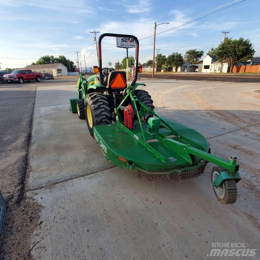 John Deere 3203 Tractoare compacte