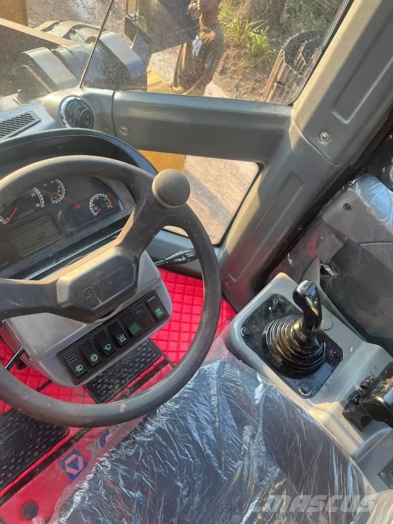 XCMG ZL 50 GN Incarcator pe pneuri