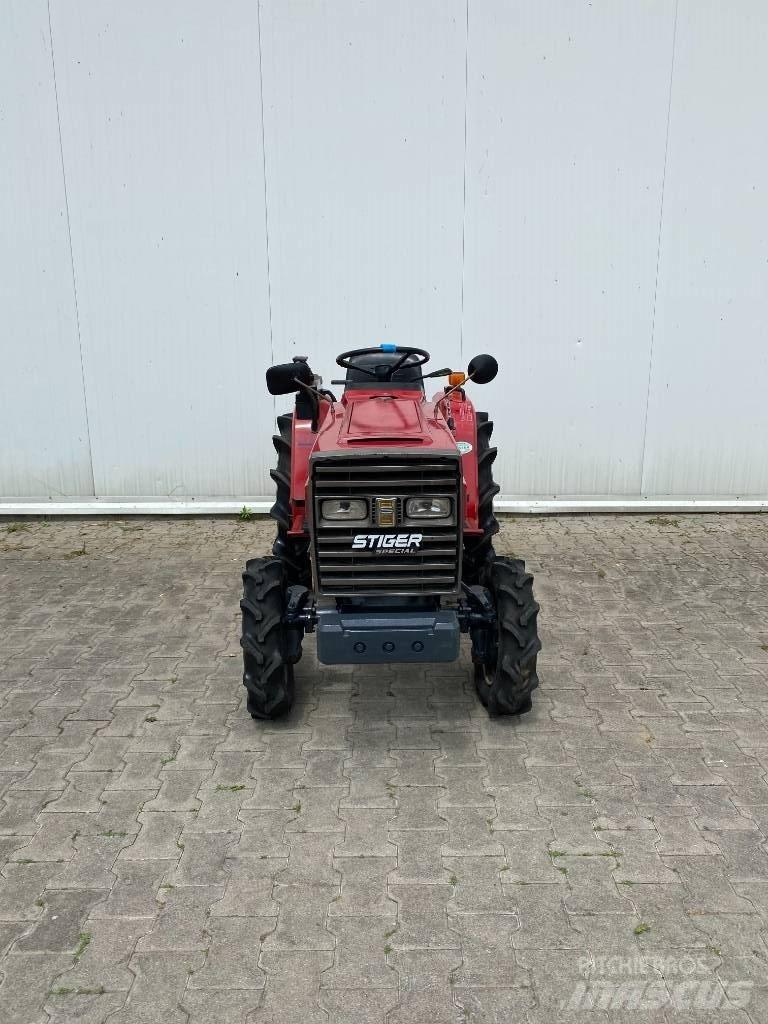 Shibaura P15 Tractoare compacte