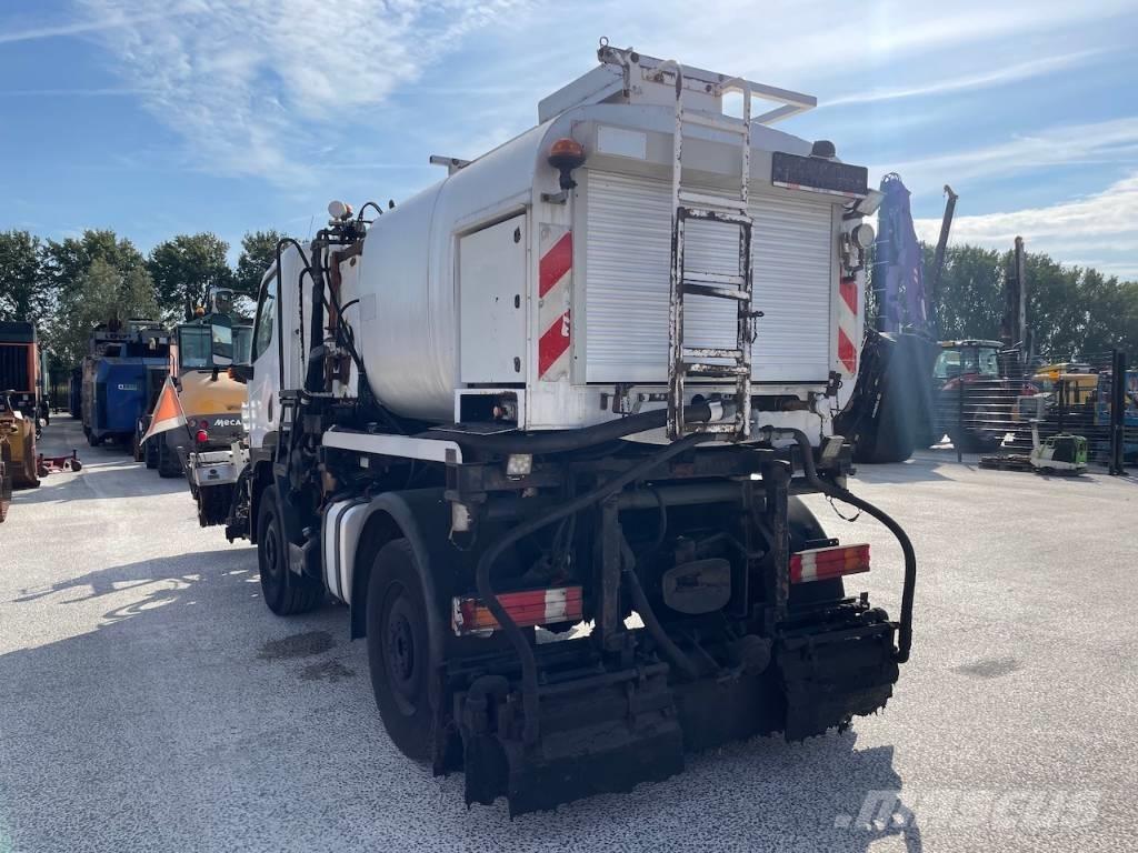 Unimog U20 Bluetec 5 Pulverizatoare de bitum