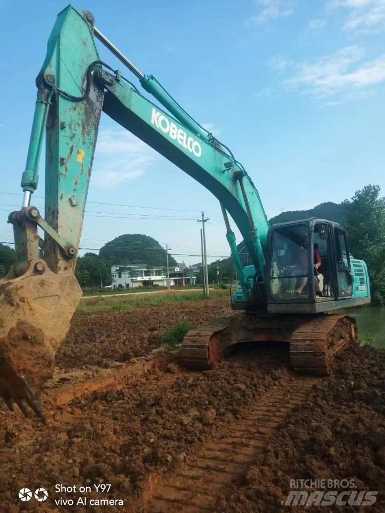 Kobelco SK200-10 Excavatoare pe șenile
