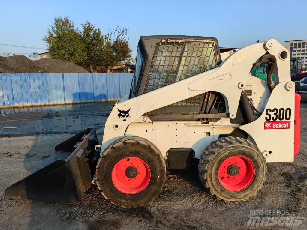 Bobcat S 300 Mini incarcator