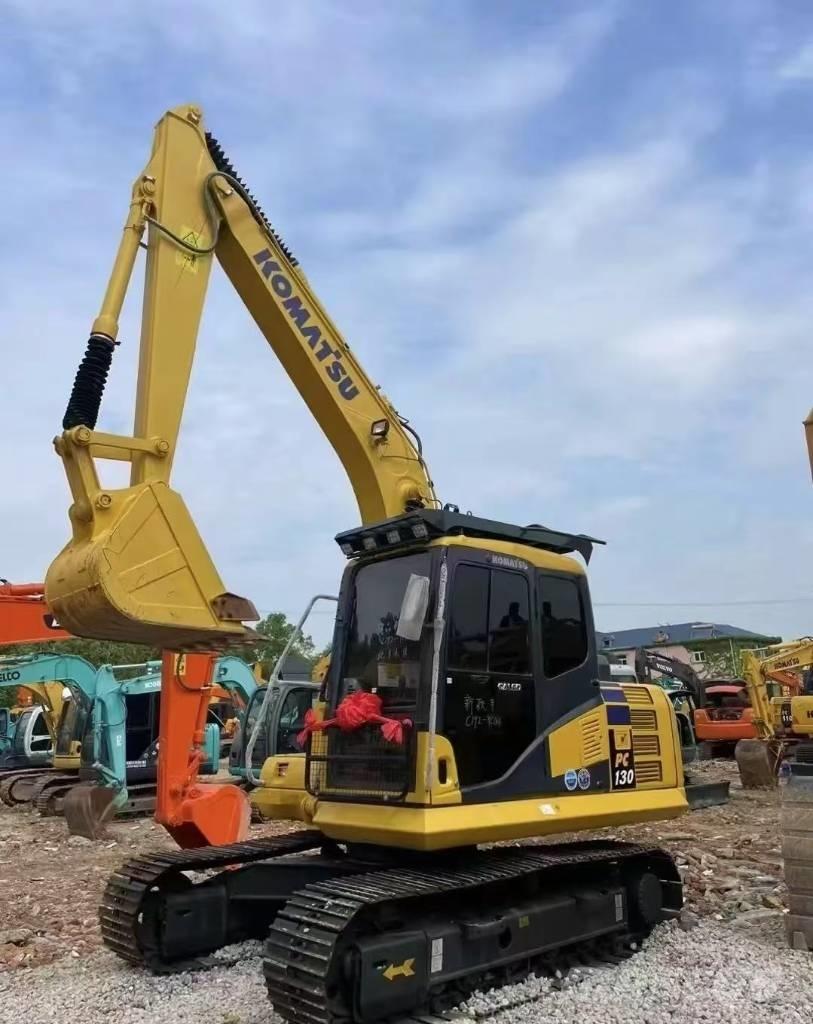 Komatsu PC 130 Excavatoare pe șenile
