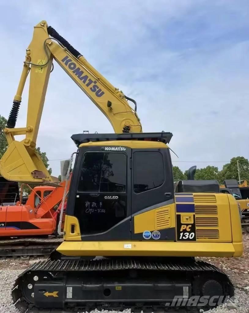Komatsu PC 130 Excavatoare pe șenile
