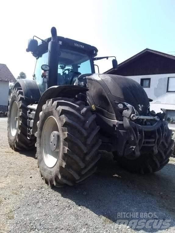 Valtra S 374 Tractoare