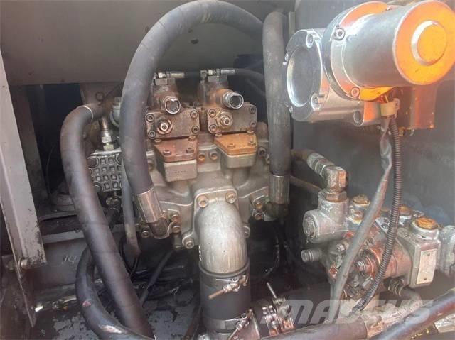 Hitachi EX120 Excavatoare pe șenile
