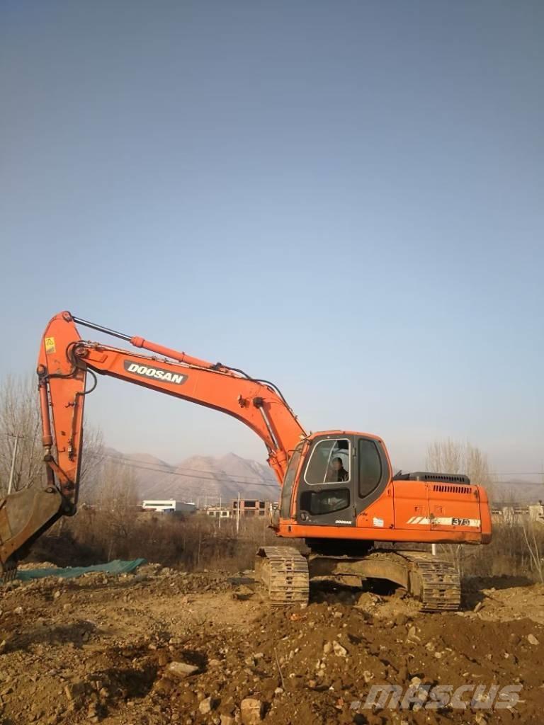 Doosan dx225 Excavatoare pe șenile
