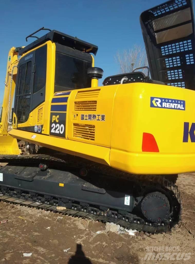 Komatsu PC 220-8 Excavatoare pe șenile
