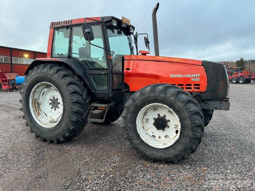 Valtra Valmet 8400 Tractoare