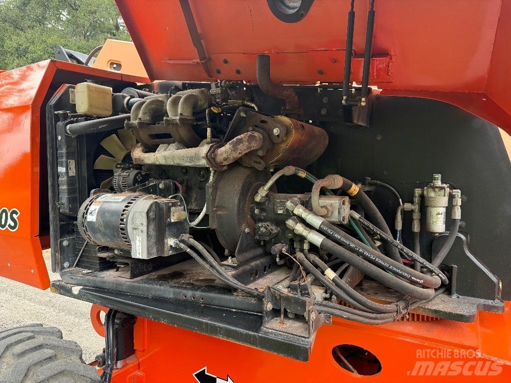 JLG 600 S Nacele cu brat telescopic