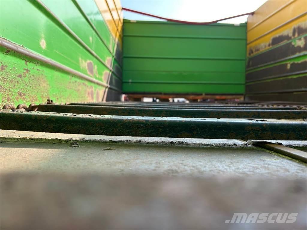 Fortschritt T 088 Distribuitoare de ingrasamant