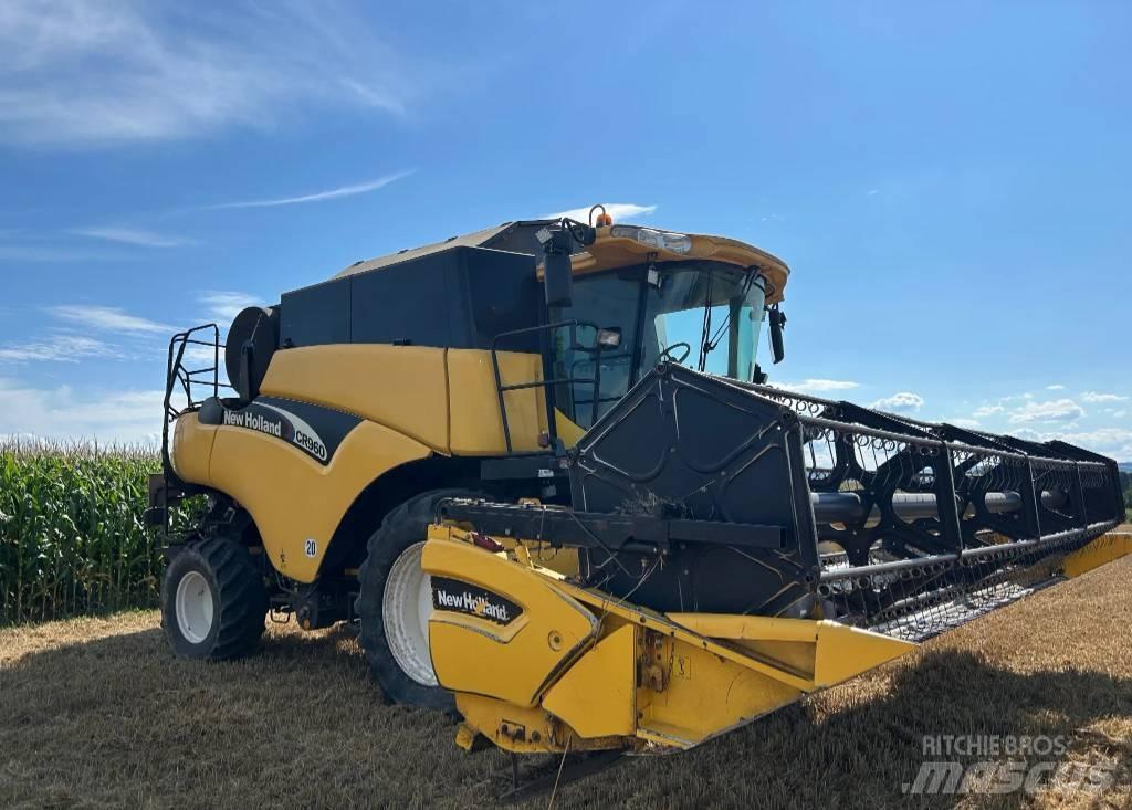 New Holland CR 960 Combine de secerat