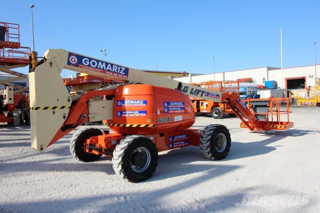 JLG 600 AJ Nacele cu brat articulat