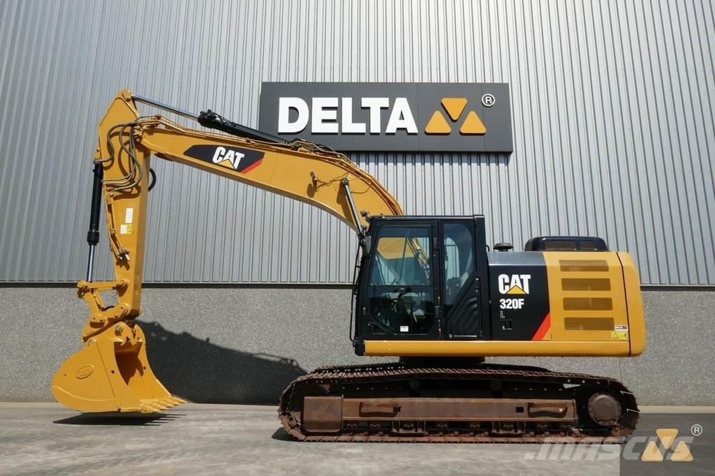 CAT 320FL Excavatoare pe șenile
