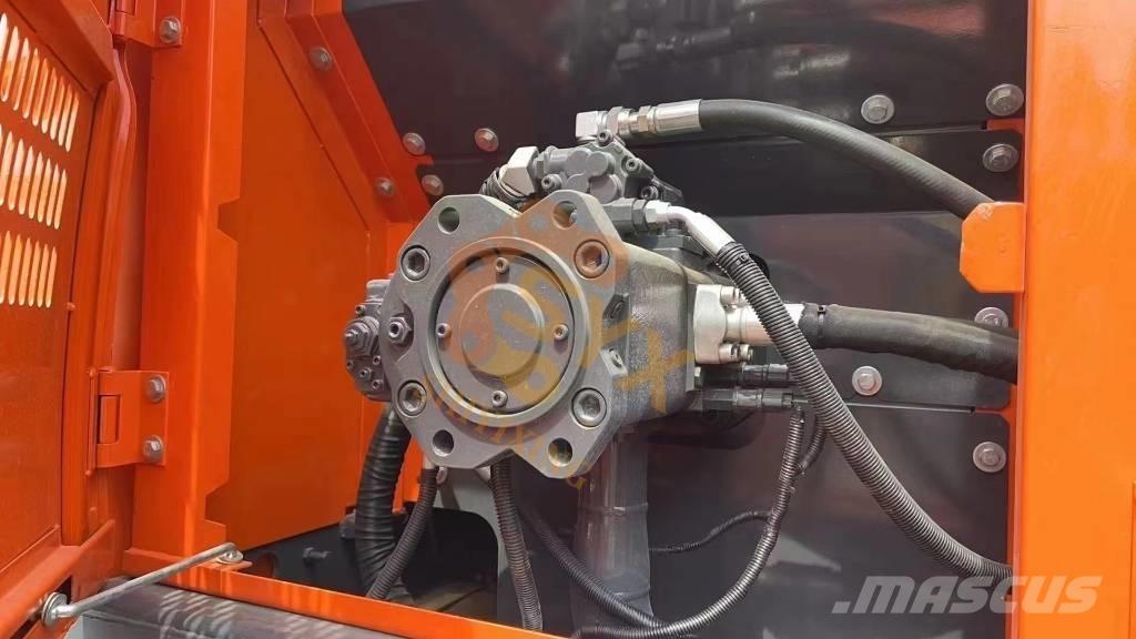 Doosan DX 225 LC Excavatoare pe șenile
