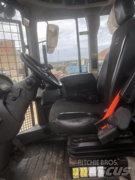 CAT 926M Incarcator pe pneuri