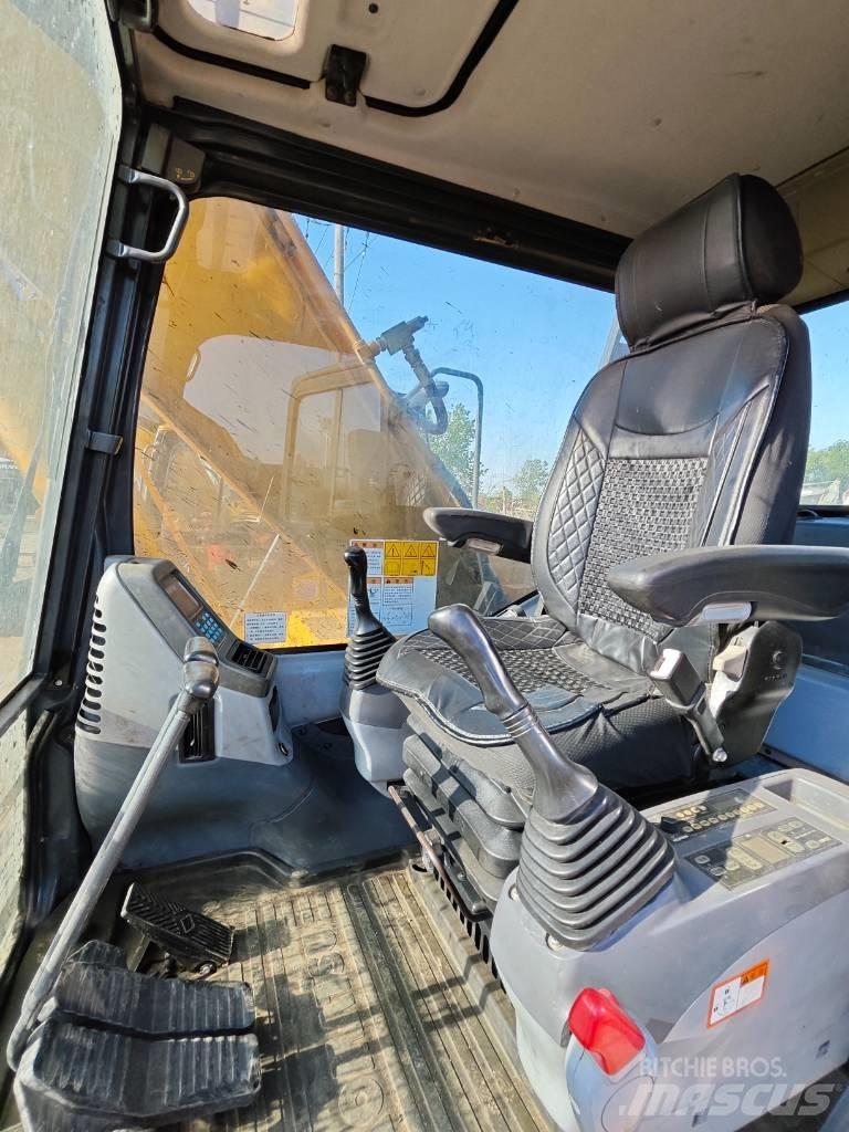 Komatsu PC 160 LC-7 Excavatoare pe șenile

