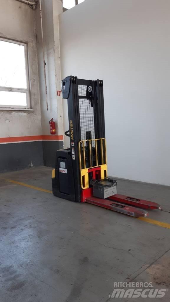 Hyster S1.6 Transpaleta manuala