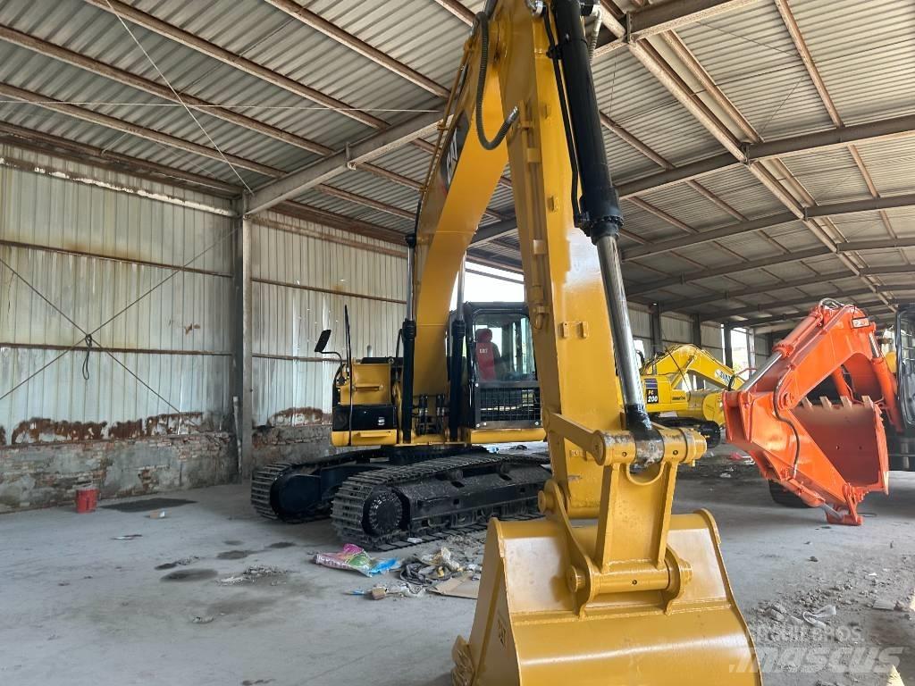 CAT 320 D Excavatoare pe șenile
