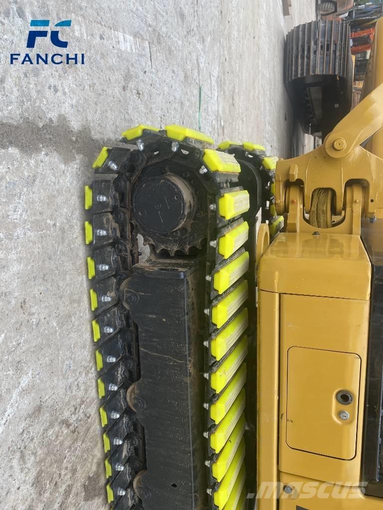 CAT 302 Mini excavatoare < 7t